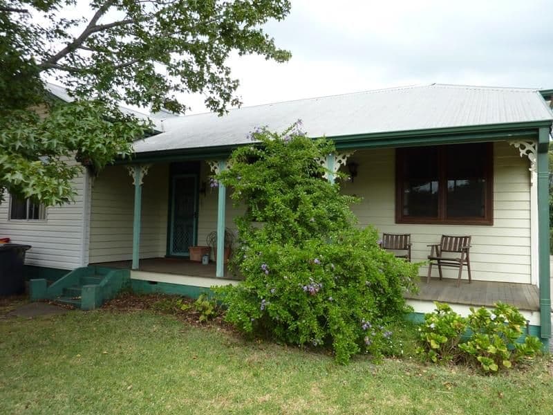 6 Cochrane Road, THIRROUL NSW 2515, Thirroul - Image 1