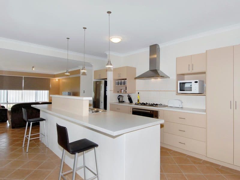 101  Hawker Street, SHOALWATER WA 6169, Shoalwater - Thumbnail 2