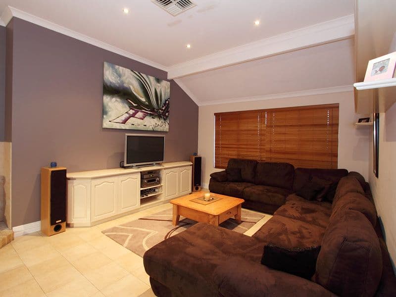 20 Brookway Retreat, LANDSDALE WA 6065, Landsdale - Thumbnail 3