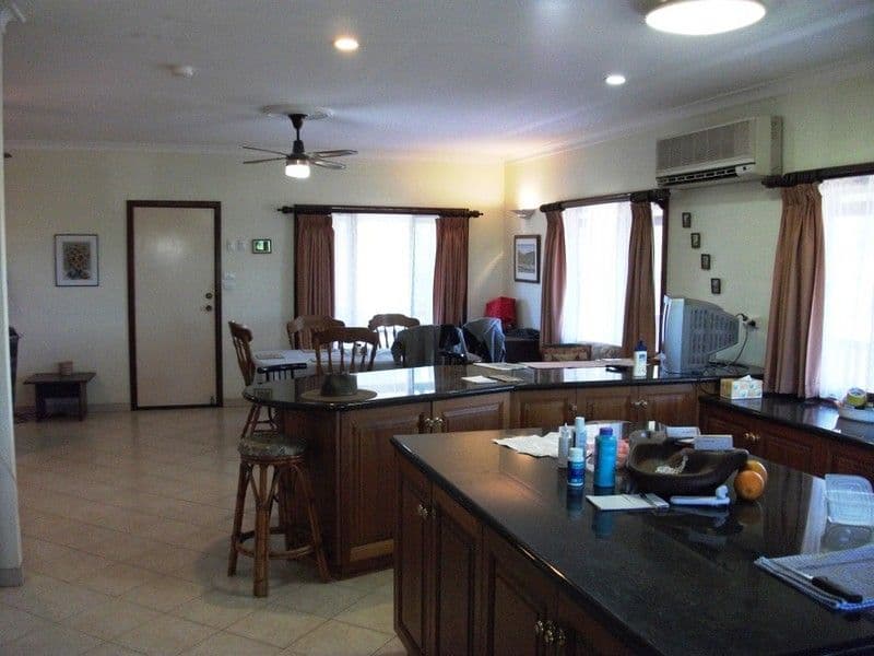 11 SIMPSON Street, ONSLOW WA 6710, Onslow - Thumbnail 4