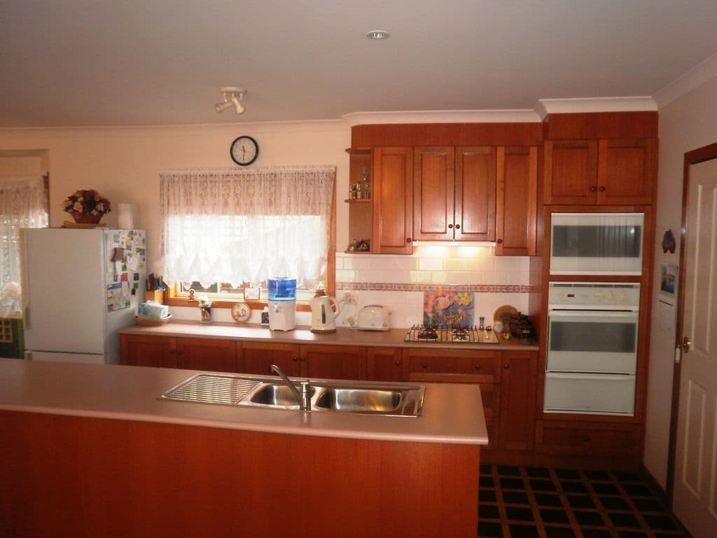 34 Greenhill Court, SUNBURY VIC 3429, Sunbury - Thumbnail 3