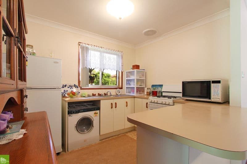 12 Bellbird Close, BARRACK HEIGHTS NSW 2528, Barrack Heights - Thumbnail 3
