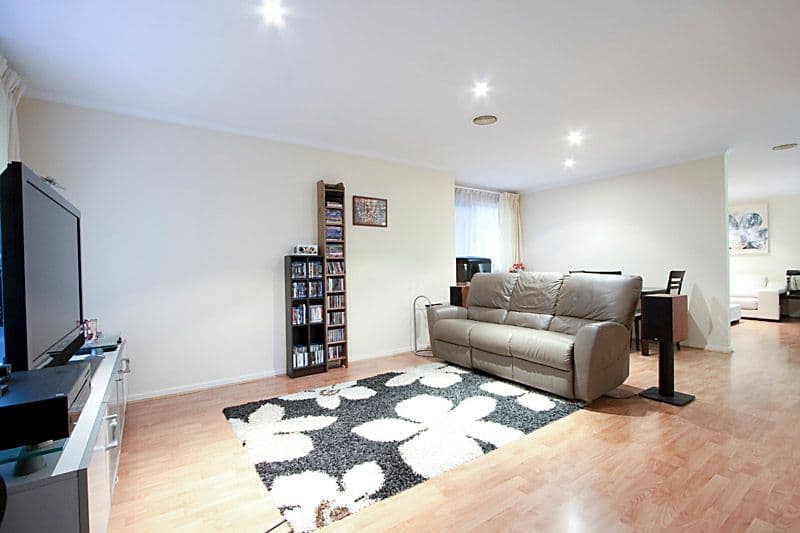 31 Kierens Way, CHADSTONE VIC 3148, Chadstone - Thumbnail 2