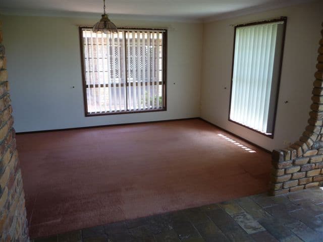 27 Maplewood Drive, DARLING HEIGHTS QLD 4350, Darling Heights - Thumbnail 4