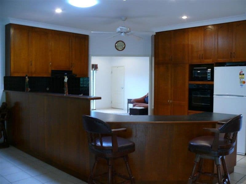 13 Bottlebrush Street, KAWUNGAN QLD 4655, Kawungan - Thumbnail 5