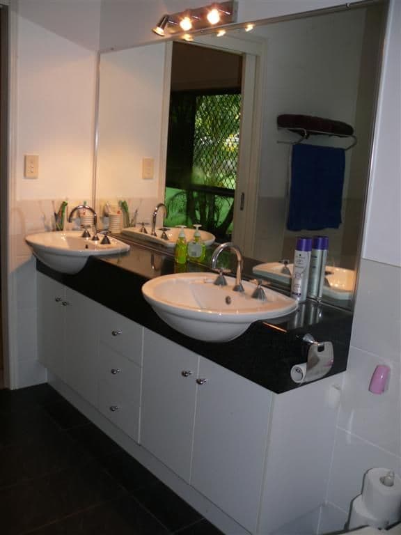 13 Bottlebrush Street, KAWUNGAN QLD 4655, Kawungan - Thumbnail 7