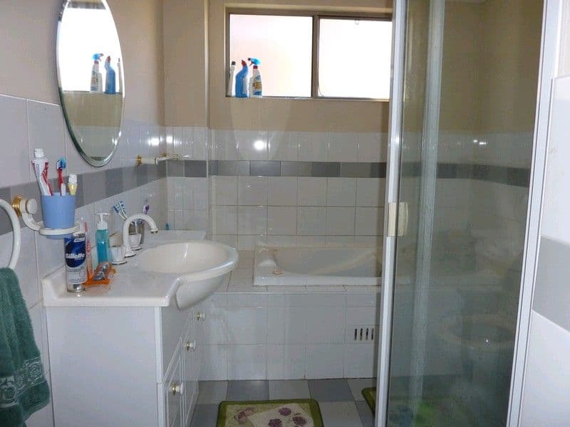 8-10 Mowle Street, WESTMEAD NSW 2145, Westmead - Thumbnail 4