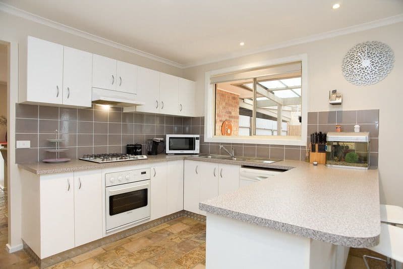 30 Ilani Street, Epping VIC 3076, Epping - Thumbnail 7