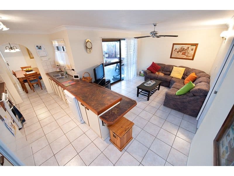 28 Bramble Street, NORMAN GARDENS QLD 4701, Norman Gardens - Thumbnail 2