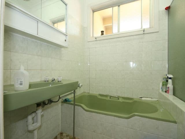 133 Birdwood Road, GEORGES HALL NSW 2198, Georges Hall - Thumbnail 4