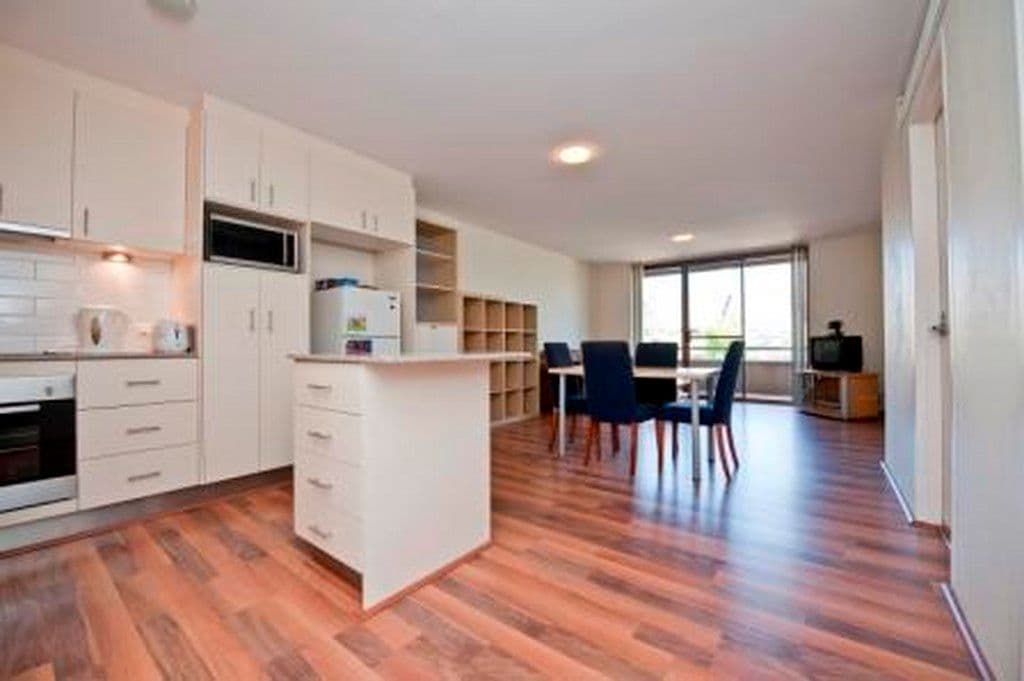 205/10 Currie Crescent, GRIFFITH ACT 2603, Griffith - Thumbnail 2