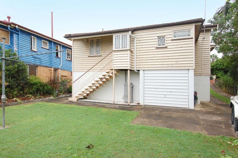 33 Clifford Street, STAFFORD QLD 4053, Stafford - Thumbnail 3