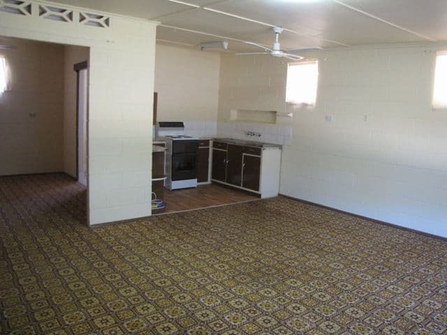 20 Queen Elizabeth Drive, BARMERA SA 5345, Barmera - Thumbnail 3