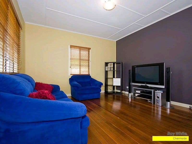 60 Newman Road, WAVELL HEIGHTS QLD 4012, Wavell Heights - Thumbnail 4