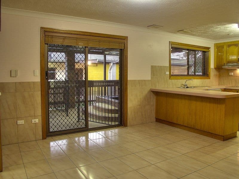 18 Portulaca Street, MACGREGOR QLD 4109, Macgregor - Thumbnail 4