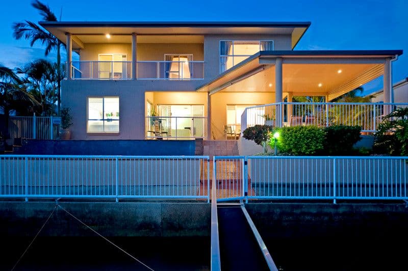 123 Sundance Way, RUNAWAY BAY QLD 4216, Runaway Bay - Thumbnail 2