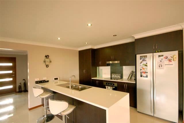 16 Grundy Street, WESTBROOK QLD 4350, Westbrook - Thumbnail 3