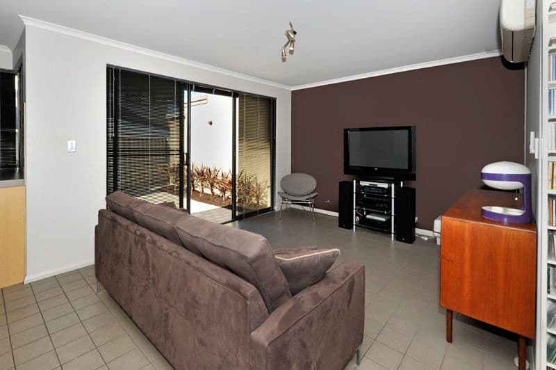 110 Caledonian Avenue, MAYLANDS WA 6051, Maylands - Thumbnail 4