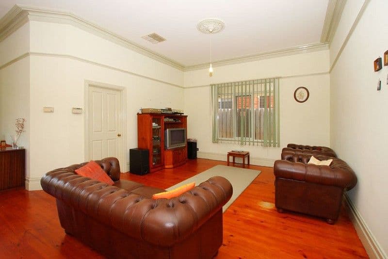 76 Moore Street, COBURG VIC 3058, Coburg - Thumbnail 5