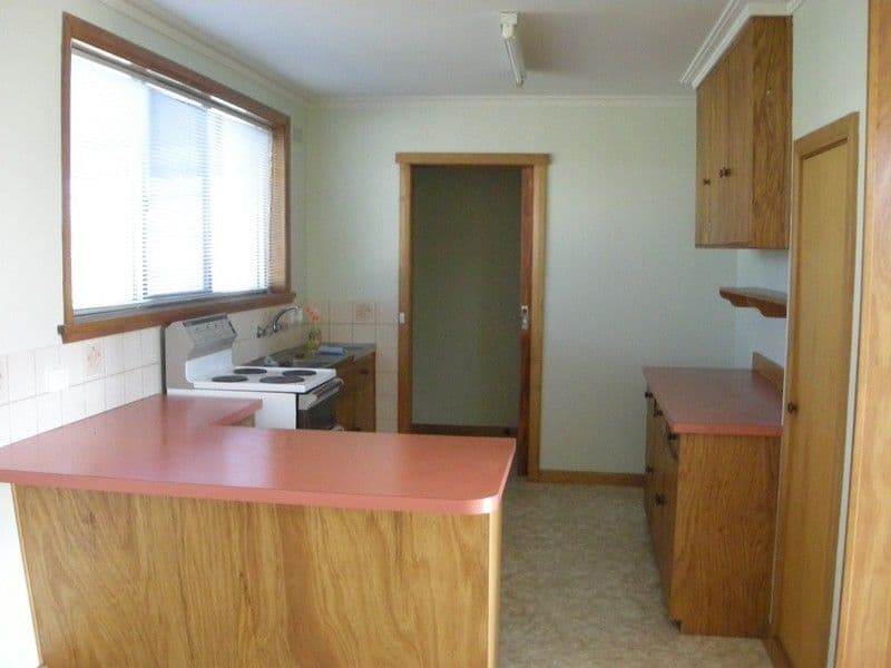 9 Harris Street, SUMMERHILL TAS 7250, Summerhill - Thumbnail 2