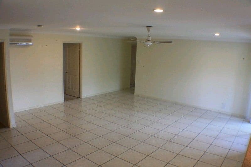 5 Greensborough Crescent, PARKWOOD QLD 4214, Parkwood - Thumbnail 4