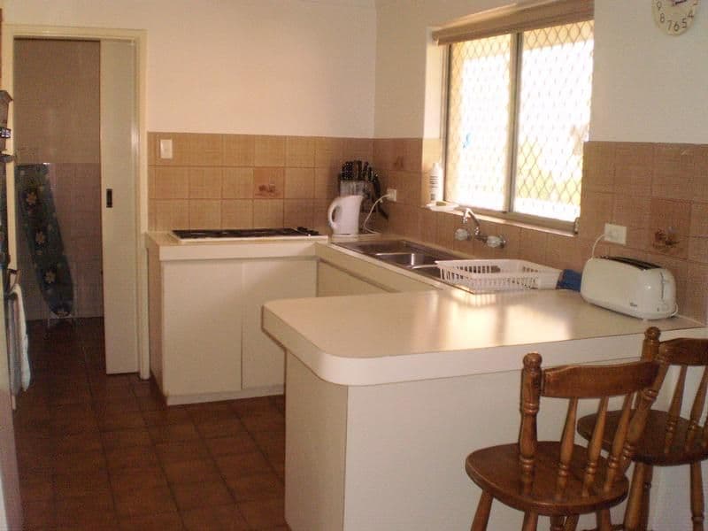6-8 Pinewood Avenue, KARDINYA WA 6163, Kardinya - Thumbnail 4