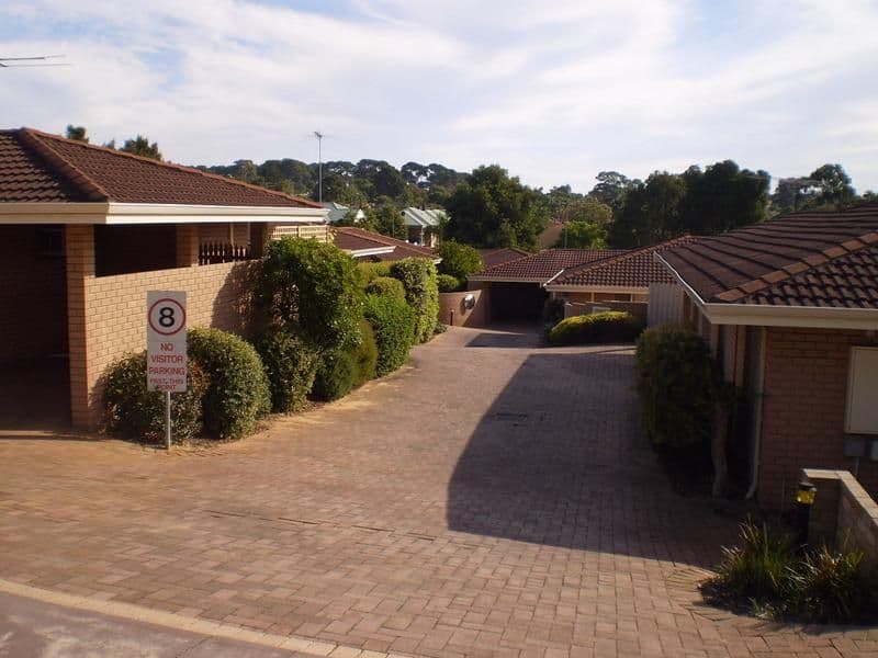6-8 Pinewood Avenue, KARDINYA WA 6163, Kardinya - Thumbnail 7
