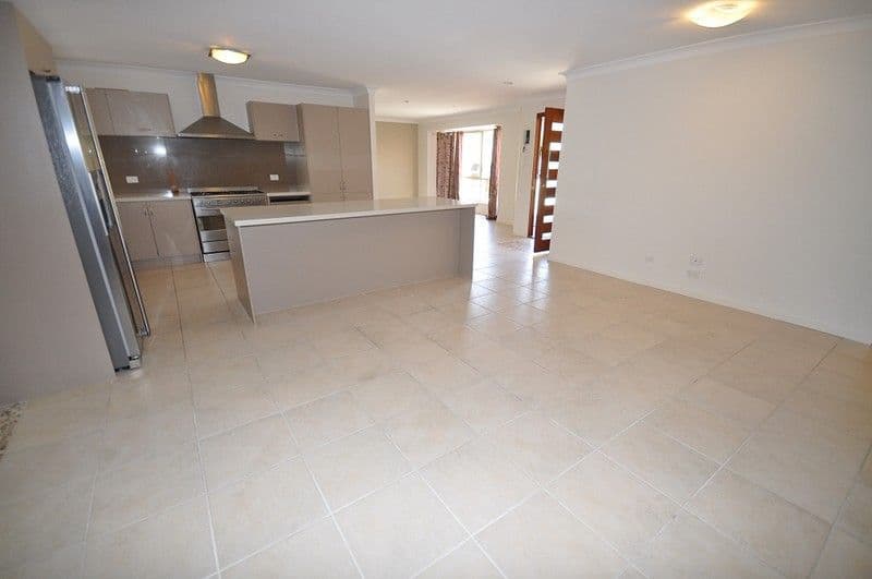 20 Marilyn Monroe Court, PARKWOOD QLD 4214, Parkwood - Thumbnail 7