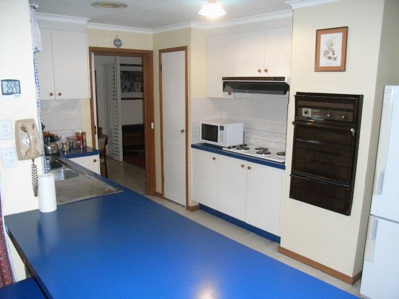 55 Victoria Road, SYDENHAM VIC 3037, Sydenham - Thumbnail 2