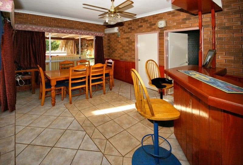 20 Fernhurst Crescent, BALGA WA 6061, Balga - Thumbnail 4