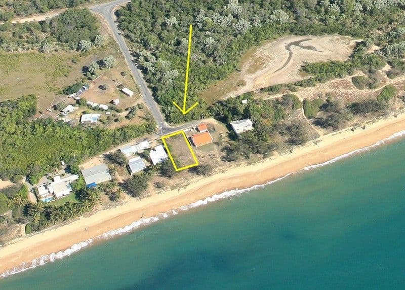 30 The Esplanade, FORREST BEACH QLD 4850, Forrest Beach - Image 1
