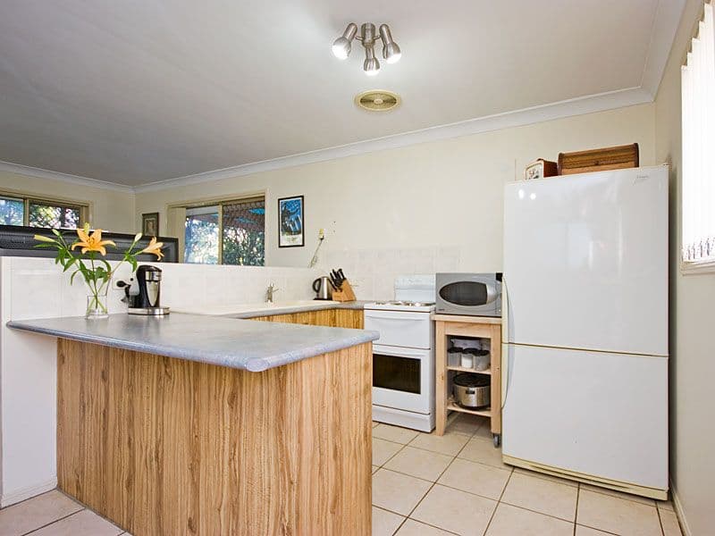 6 Heath Street, FOREST LAKE QLD 4078, Forest Lake - Thumbnail 4