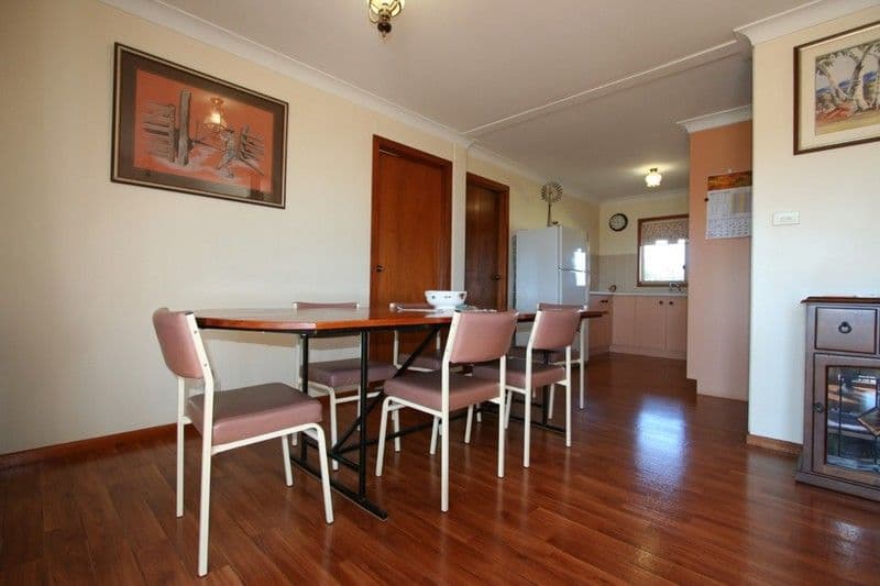 1 Roos Road, TENTERFIELD NSW 2372, Tenterfield - Thumbnail 4