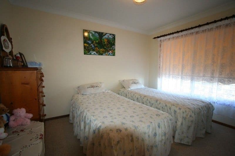 1 Roos Road, TENTERFIELD NSW 2372, Tenterfield - Thumbnail 7