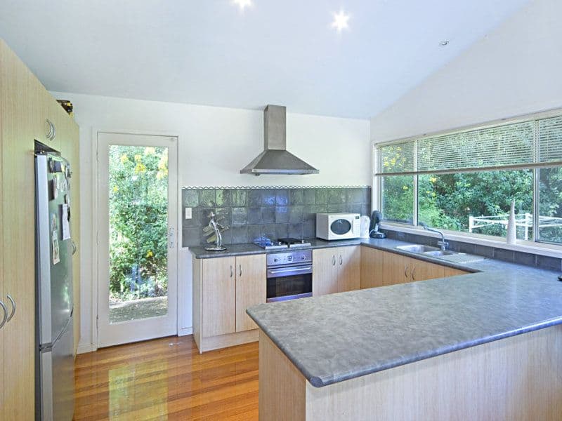 37 Highview Road, PRETTY BEACH NSW 2257, Pretty Beach - Thumbnail 7