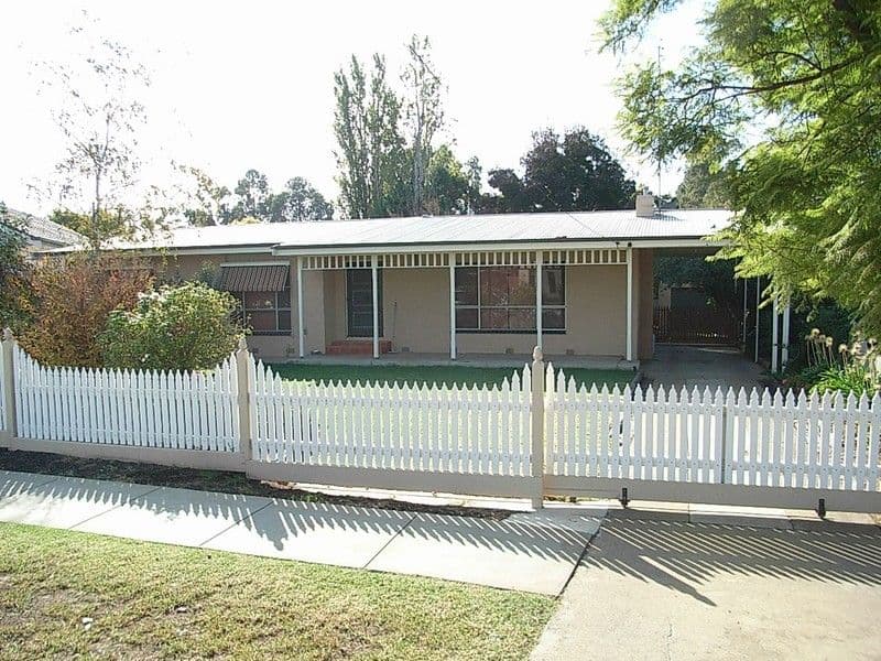 19 Martin Street, MOAMA NSW 2731, Moama - Image 1
