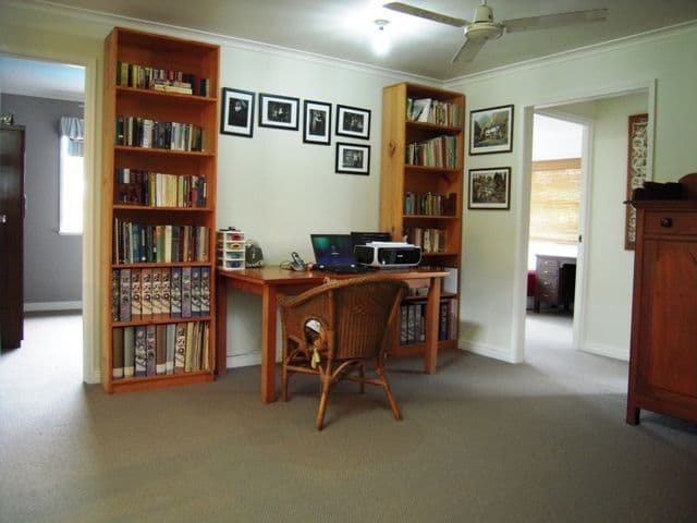 11 Cheribon Avenue, MOUNT PLEASANT QLD 4740, Mount Pleasant - Thumbnail 5