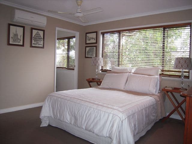11 Cheribon Avenue, MOUNT PLEASANT QLD 4740, Mount Pleasant - Thumbnail 6