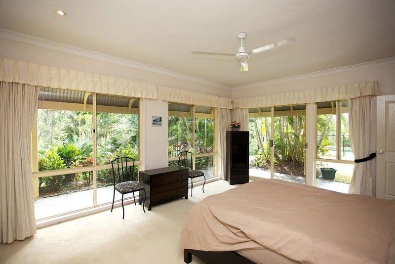 5 Parkside Crescent, THE GAP QLD 4061, The Gap - Thumbnail 4