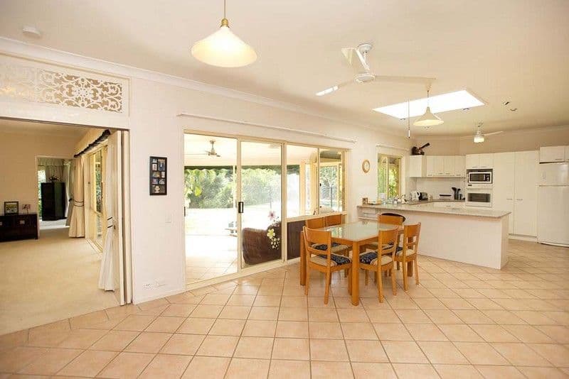 5 Parkside Crescent, THE GAP QLD 4061, The Gap - Thumbnail 6