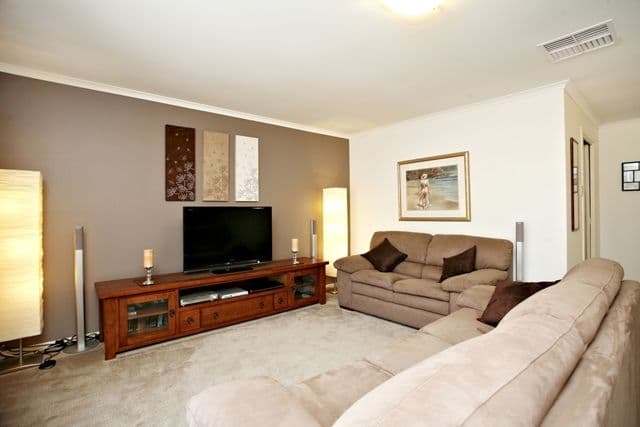 49 Enmore Drive, CRAIGMORE SA 5114, Craigmore - Thumbnail 5
