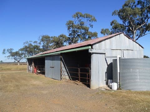 1723 Clifton-Pittsworth Road, PITTSWORTH QLD 4356, Pittsworth - Thumbnail 7