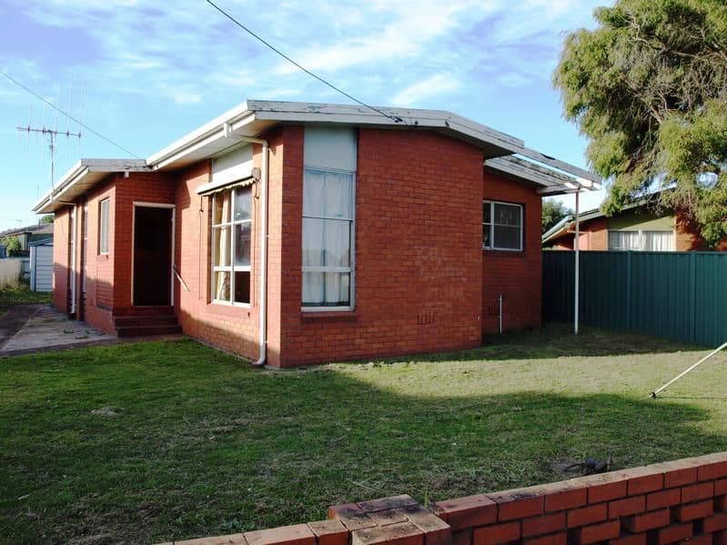 24  Fairfax Avenue, WARRNAMBOOL VIC 3280, Warrnambool - Image 1