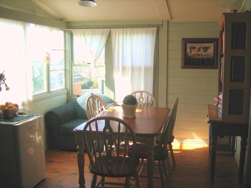 32 Campbell Street, YOUNG NSW 2594, Young - Thumbnail 5