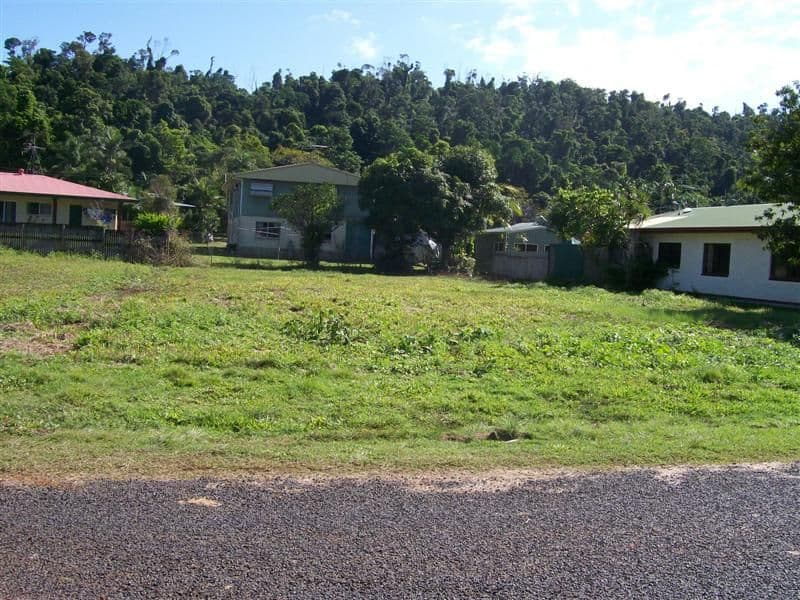 17 Maud Street, Flying Fish Point, INNISFAIL QLD 4860, Innisfail - Thumbnail 3