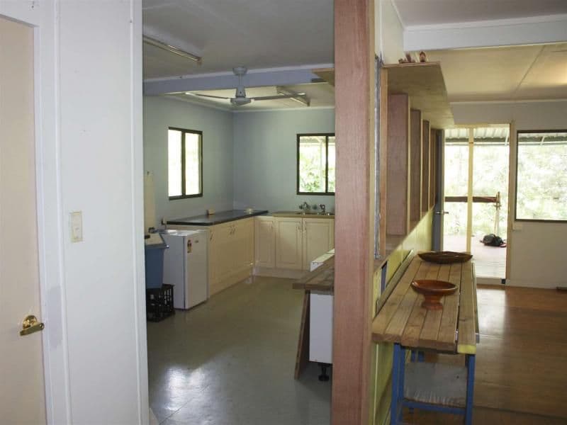 43 West Street, BLOOMFIELD QLD 4895, Bloomfield - Thumbnail 5