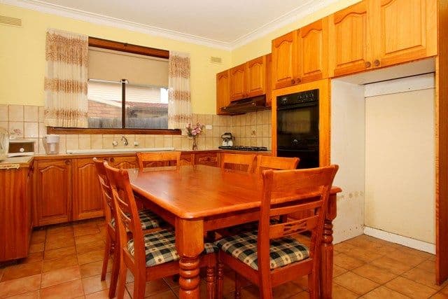 6 Powell Street, RESERVOIR VIC 3073, Reservoir - Thumbnail 2