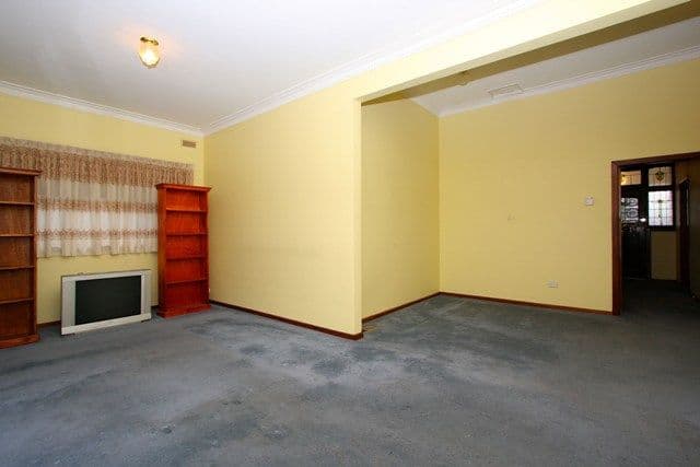 6 Powell Street, RESERVOIR VIC 3073, Reservoir - Thumbnail 3