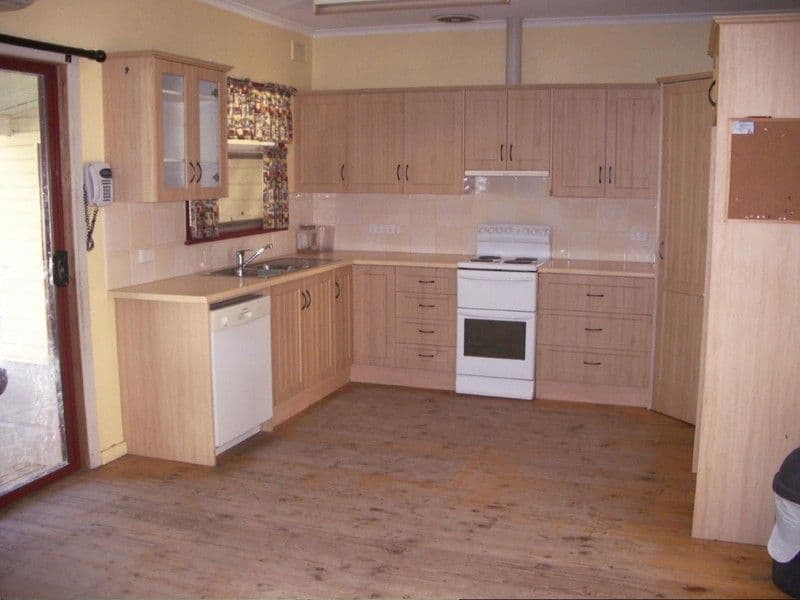 39 Green Street, BORDERTOWN SA 5268, Bordertown - Thumbnail 2