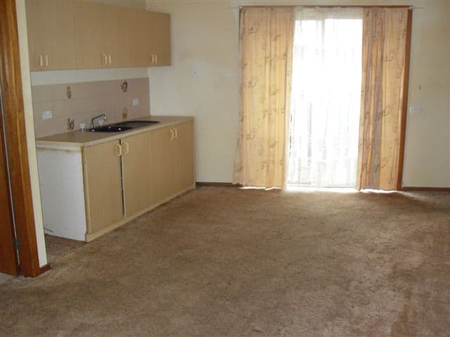 48 Tatura Crescent, BROADMEADOWS VIC 3047, Broadmeadows - Thumbnail 4